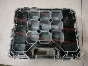 lot 5291 image: Husky Locking Stackable Organizer