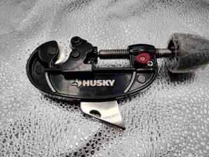 lot 7022 image: Husky Small Pipe Cutter 18-1 18
