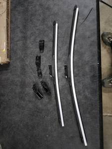 lot 7919 image: Windshield Wipers A491-X (Missing One Clip)