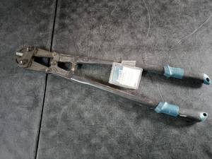 lot 7947 image: Anvil Bolt Cutter 24