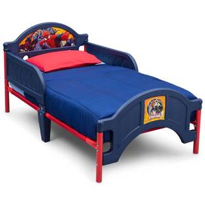 lot 7042 image: Toddler Marvel Spider-Man Plastic Bed - Delta Children