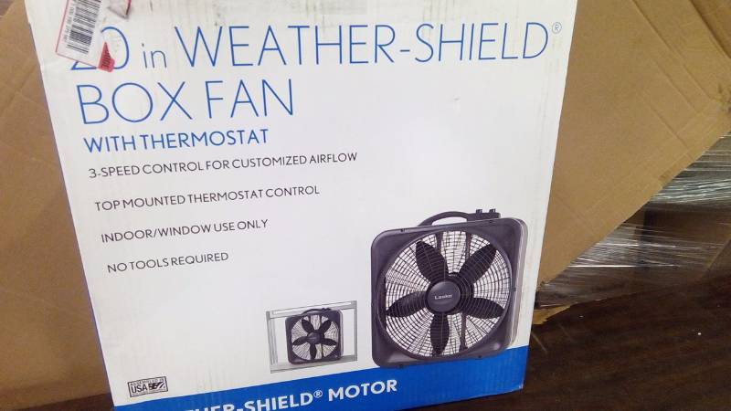 Lasko Fans Weather-Shield Select 20 in. 3-Speed Box Fan with Thermostat  B20573 | Household Goods And Outdoor Tool Equipment Auction | Equip-Bid