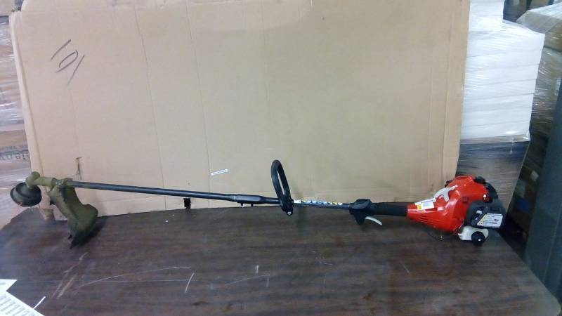 lot 6636 image: homelite 26cc gas powered weed eater