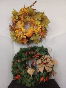 lot 301 image: 2 Large Wreathes