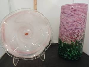 lot 314 image: Lavorazione Pink Italian Bowl and Tall PinkGreen Vase
