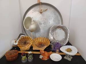 lot 336 image: Shell Decor, Large Aluminum Platter, Trinket Boxes and Little Candles