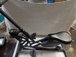 lot 375 image: Exercise Bike