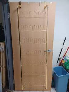 lot 382 image: Gold Over-the-Door Shoe Rack