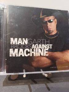lot 4879 image: Garth Brooks CD