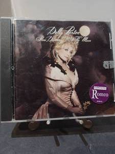 lot 4897 image: Dolly Parton CD