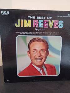 lot 4998 image: Jim Reeves Album