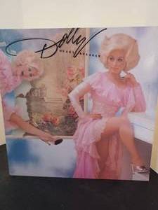 lot 5007 image: Dolly Parton Album