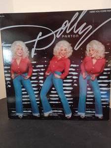 lot 5009 image: Dolly Parton Album