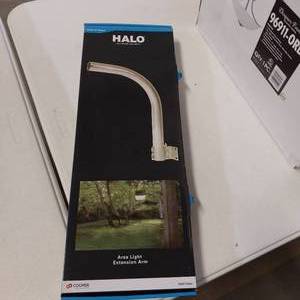 lot 2390 image: Halo Area Light Extension Arm