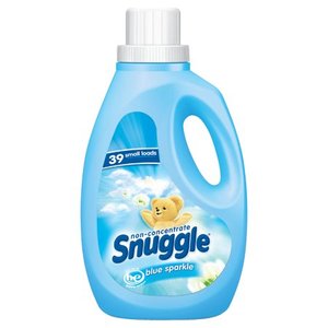 lot 8208 image: pack of 2 - Snuggle Liquid Fabric Softener, Blue Sparkle, 64 Ounce, 39 Loads