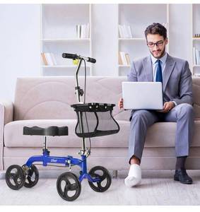 lot 1444 image: Knee Scooter