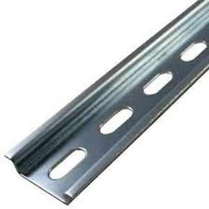 lot 5441 image: 7 piece Din Rail Slotted