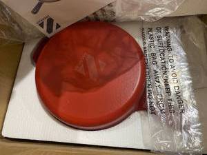 lot 59331 image: Zakarian by Dash 9 Nonstick Deep Cast Iron Skillet w Lid Cranberry,