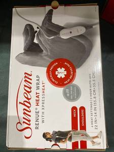 lot 59357 image: Sunbeam Set of 2 Renue Xpress Heat Shoulder Heat Wraps SlateSlate,