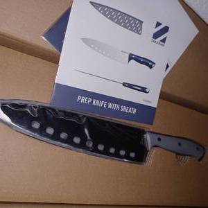 lot 59408 image: Retail - $29.67 Zakarian by Dash 8 Prep Knife with Sheath