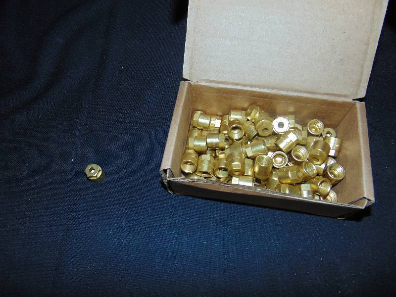 lot 9034 image: (86) ct. lot BB Serto 6 Brass Compression Nuts, 14