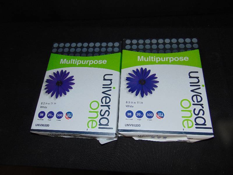 lot 9048 image: (2) reams Universal One brand Multipurpose Copy Paper 8.5 x 11 Bright White 98 bright, 20 lbs. 500 sheets per ream