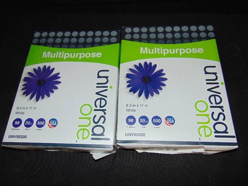 lot 9049 image: (2) reams Universal One brand Multipurpose Copy Paper 8.5 x 11 Bright White 98 bright, 20 lbs. 500 sheets per ream