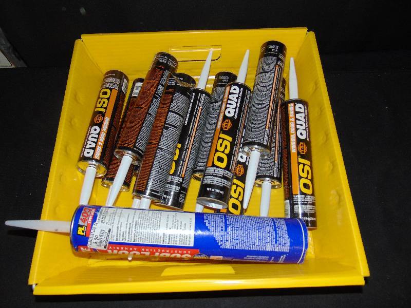 lot 9053 image: (13) ct. mixed lot (12) OSI Quad Advanced Formula Sealant, (1) Loctite Subfloor Construction Adhesive