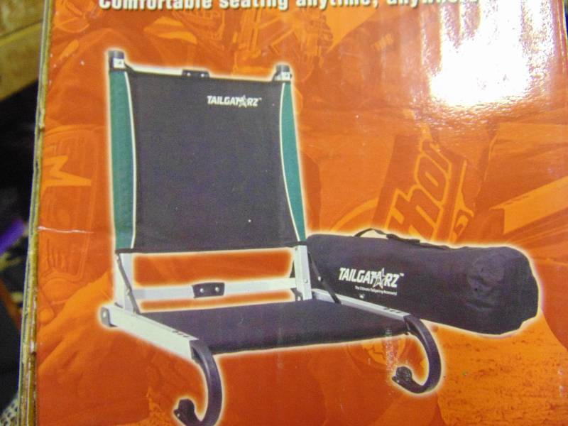 lot 9072 image: (2) ct. lot Tailgatorz Tail Gate Seat, works with all pick-up trucks (Color may vary from picture)