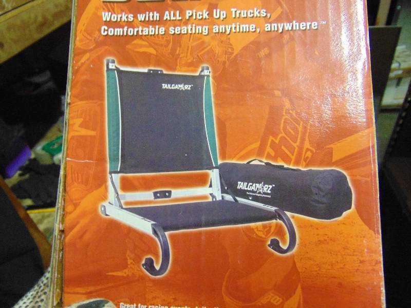 lot 9073 image: (2) ct. lot Tailgatorz Tail Gate Seat, works with all pick-up trucks (Color may vary from picture)