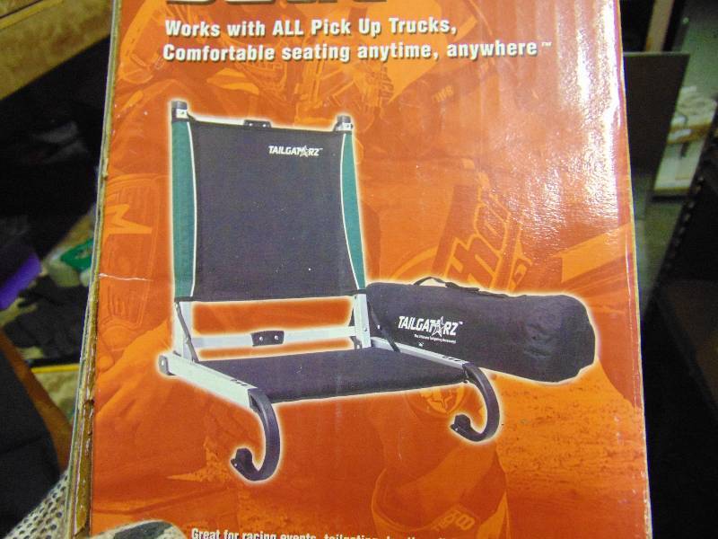 lot 9074 image: (2) ct. lot Tailgatorz Tail Gate Seat, works with all pick-up trucks (Color may vary from picture)