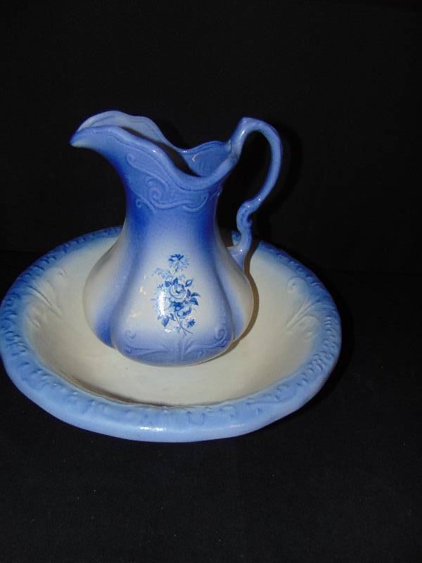 lot 9104 image: Ceramic Pitcher with Bowl, Blue, IronStone, 12 tall, 15 diameter bowl