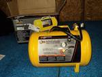 lot 9017 image: Performance Tool 5 gallon portable air tank