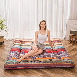 lot 33000071 image: MAXYOYO Bohemian Retro Floor Mattress Vintage Floral Japanese Futon Mattress Roll Up Thicken Sleeping Bed Portable Camping Mattress Floor Lounger Couch Bed Mattress Pad, Twin Size