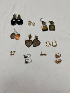 lot 1309 image: Ladies Jewelry