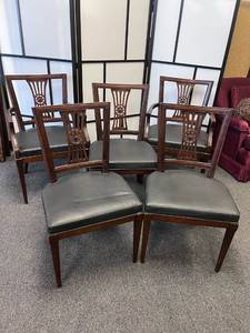 lot 1011 image: Henderdon Wood dining chairs 3 without arms 2 with arms