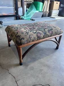 lot 1020 image: Vintage upholstered ottoman