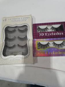lot 1090 image: Eyelashes