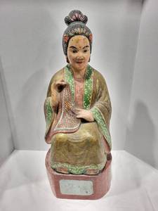 lot 1108 image: Wooden statue 24x10x8 painted
