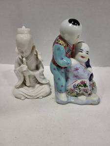 lot 1112 image: Ardalt and other glazed ceramic statues 6x4x4 tallest 5.5x3x2
