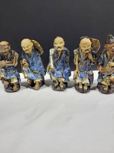 lot 1125 image: Glazed ceramic statues 5x3