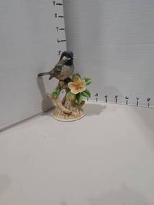 lot 1150 image: Black cap Chickadee by Andrea