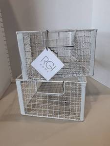 lot 1160 image: (2) Wire baskets