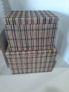 lot 1165 image: (2) Storage boxes with lids. Largest is 9 x 14 x 11