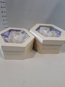 lot 1200 image: (2) Porcelain flowers. Florentine by I. Godinger and Co.