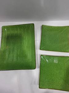 lot 1211 image: Snack tray, plates