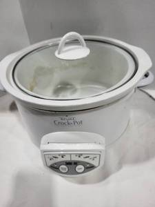 lot 1212 image: Rival Crock pot