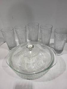 lot 1242 image: Pyrex casserole dish with lid, 5 drinking glasses