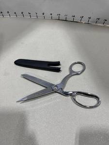 lot 1510 image: Gingher scissors