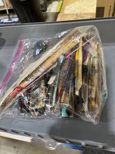 lot 1518 image: Paint texturing tools